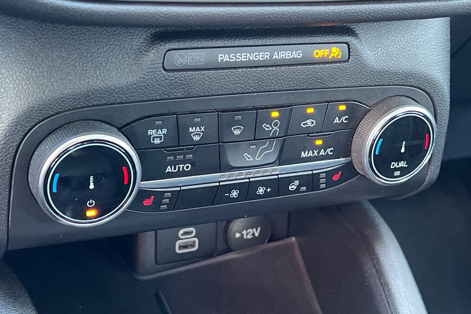 Used 2024 Ford Escape Active AWD/4WD image 22