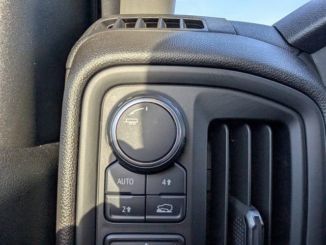 Certified 2024 Chevrolet Silverado 1500 Custom w/ LPO, Dark Essentials Package image 20