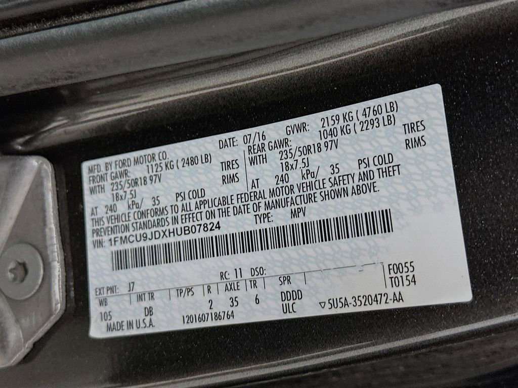 Used 2017 Ford Escape Titanium w/ Equipment Group 301A image 32