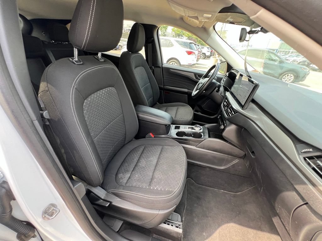 Used 2023 Ford Escape Active w/ Tech Pack #1 FWD image 30