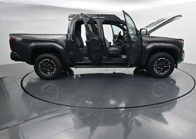 Used 2024 Toyota Tacoma TRD Sport w/ TRD Sport Upgrade Package AWD/4WD image 40