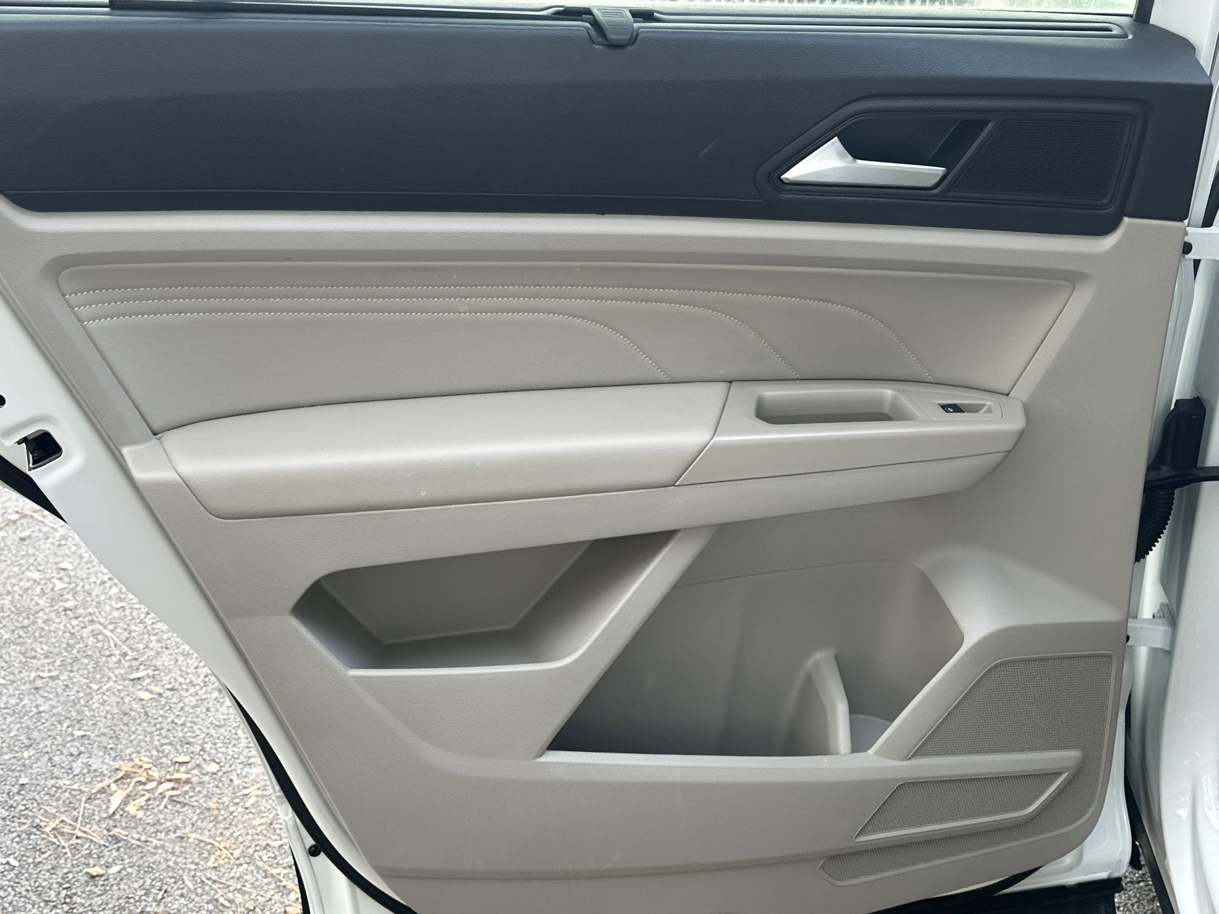 Used 2022 Volkswagen Atlas SE image 23