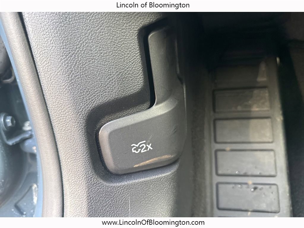 New 2025 Lincoln Corsair Reserve w/ Equipment Group 202A image 26