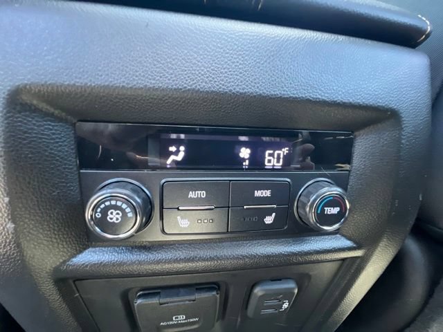 Used 2019 Chevrolet Traverse Premier w/ Driver Confidence II Package FWD image 35