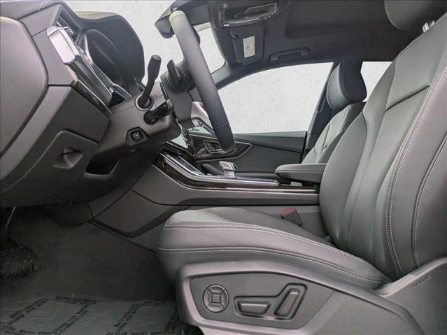 New 2025 Audi Q8 Premium image 4