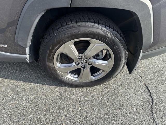 Used 2019 Toyota RAV4 Limited image 15