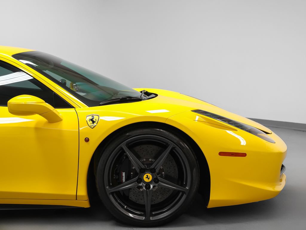 Used 2010 Ferrari 458 Italia Coupe RWD image 12