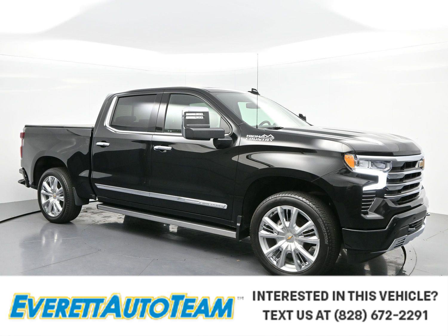Used 2024 Chevrolet Silverado 1500 High Country w/ High Country Premium Package AWD/4WD image 1