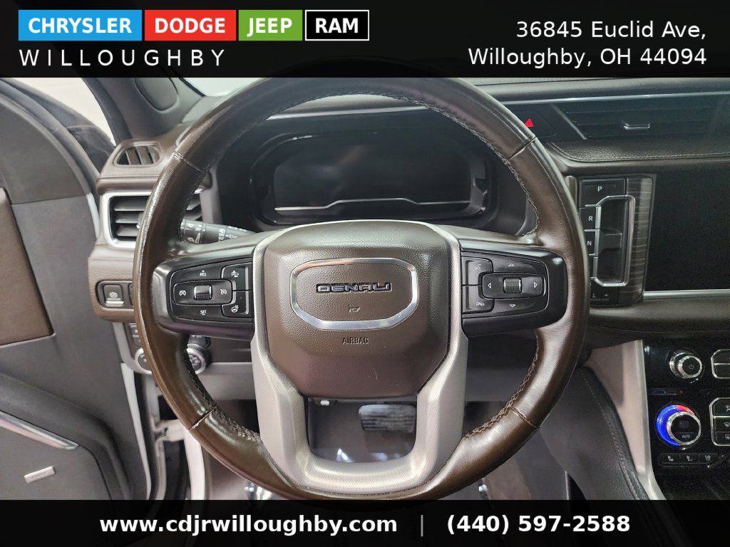 Used 2023 GMC Yukon Denali AWD/4WD image 17