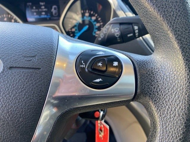 Used 2015 Ford Escape SE w/ Equipment Group 201A image 17