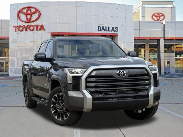 Used 2025 Toyota Tundra Limited w/ Power Package AWD/4WD image 1