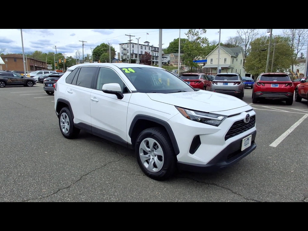 Used 2024 Toyota RAV4 LE AWD/4WD image 2
