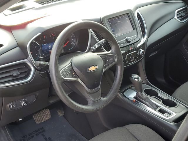 Used 2021 Chevrolet Equinox LT w/ LPO, Blackout Package image 8