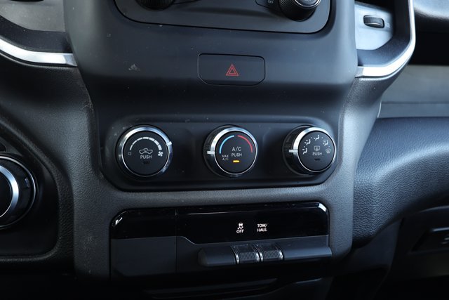 Used 2021 RAM 1500 Big Horn AWD/4WD image 18