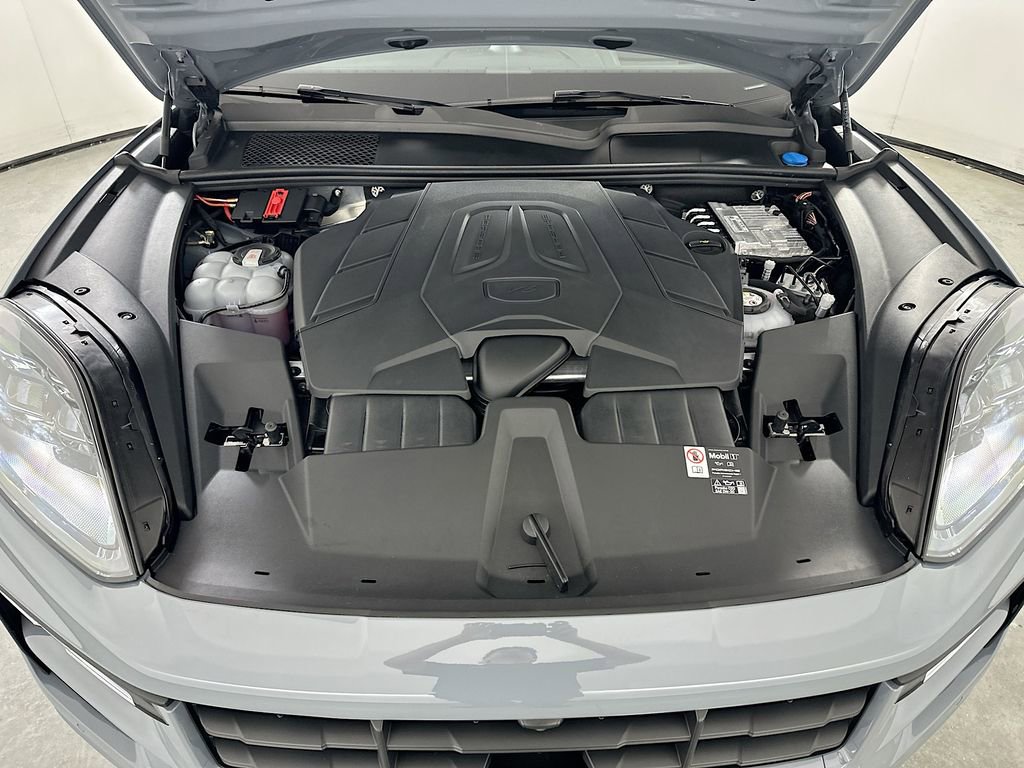 Certified 2026 Porsche Cayenne S image 31