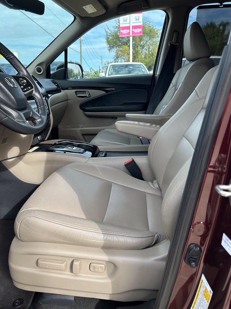 Certified 2019 Honda Pilot Elite image 18