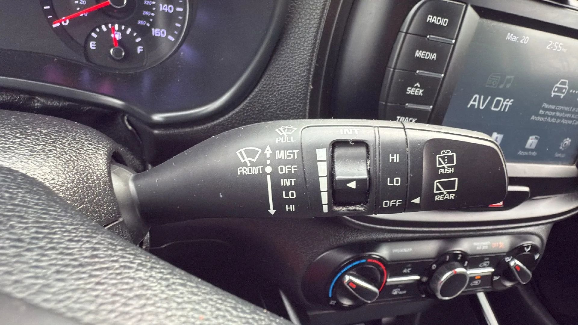 Used 2020 Kia Soul LX image 13