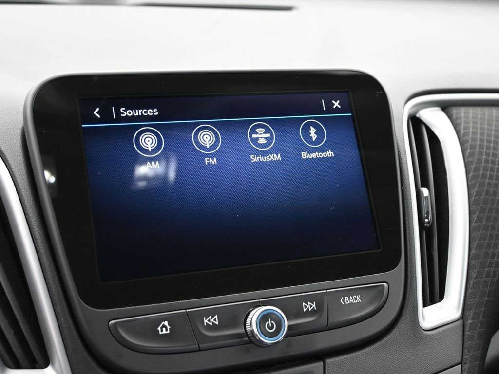 Used 2024 Chevrolet Malibu LT image 27