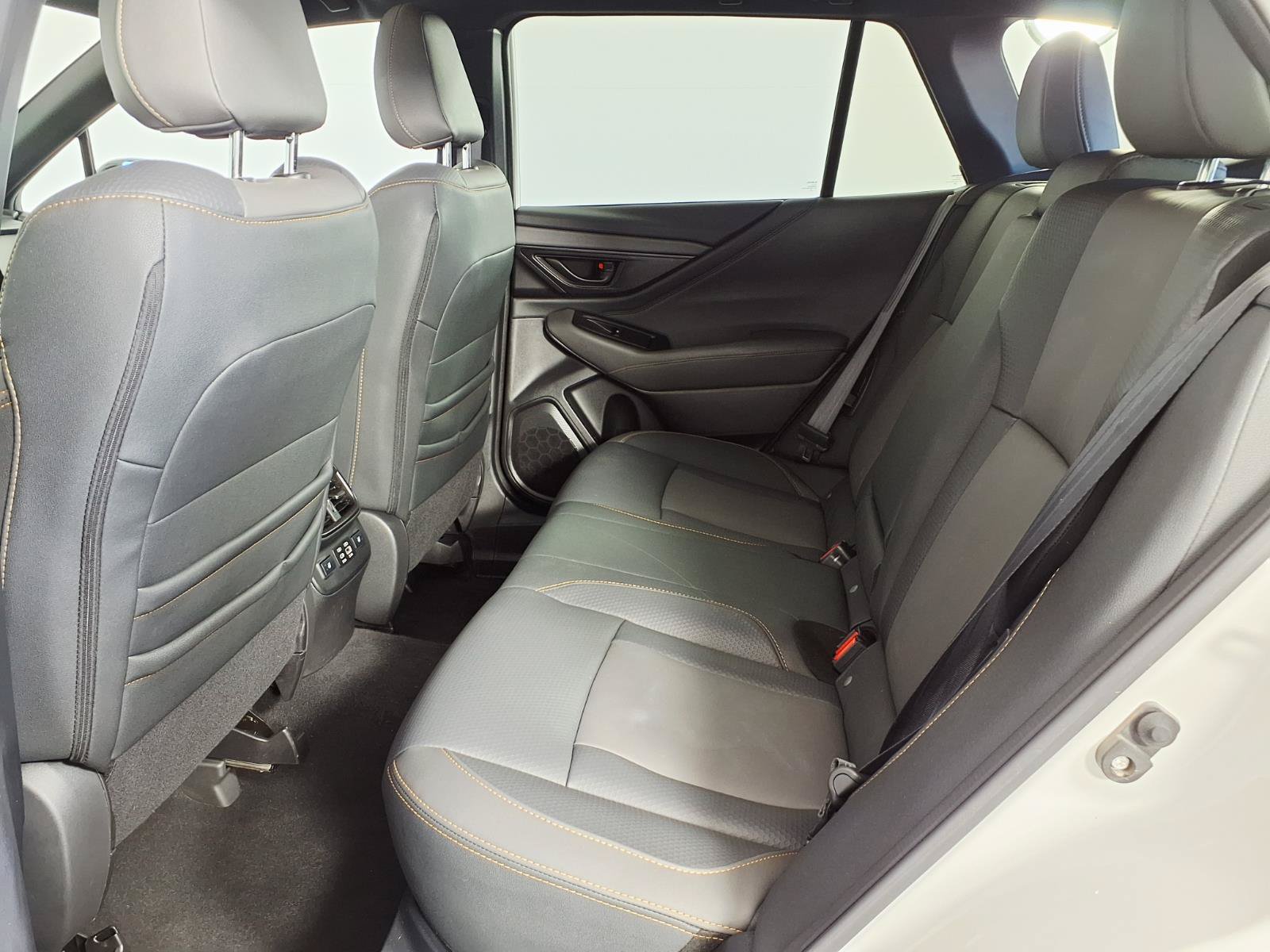 Used 2025 Subaru Outback Wilderness AWD/4WD image 10