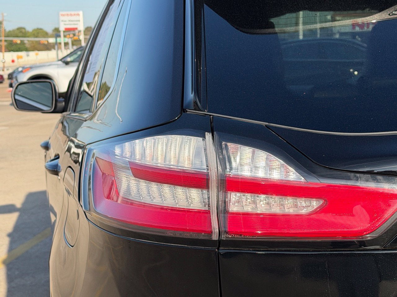 Used 2024 Ford Edge SEL AWD/4WD image 10