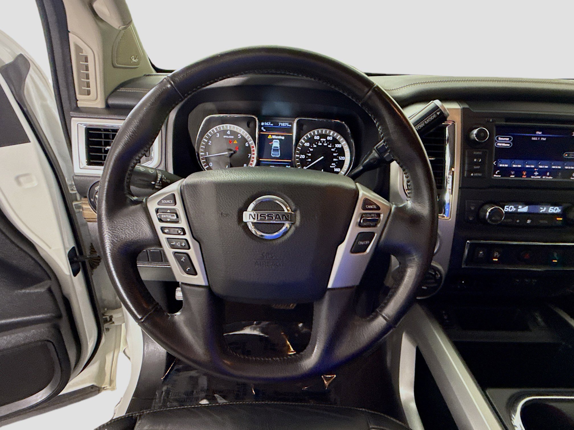 Used 2019 Nissan Titan SL w/ Chrome Package AWD/4WD image 13