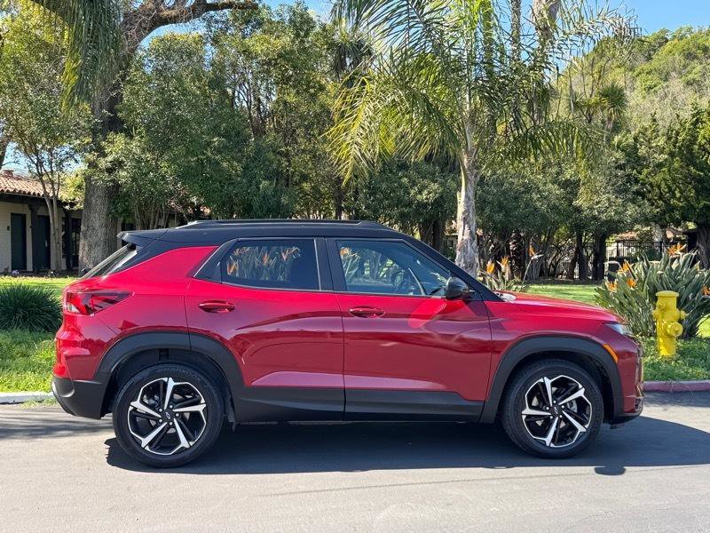 Used 2021 Chevrolet TrailBlazer RS w/ Sun and Liftgate Package image 5
