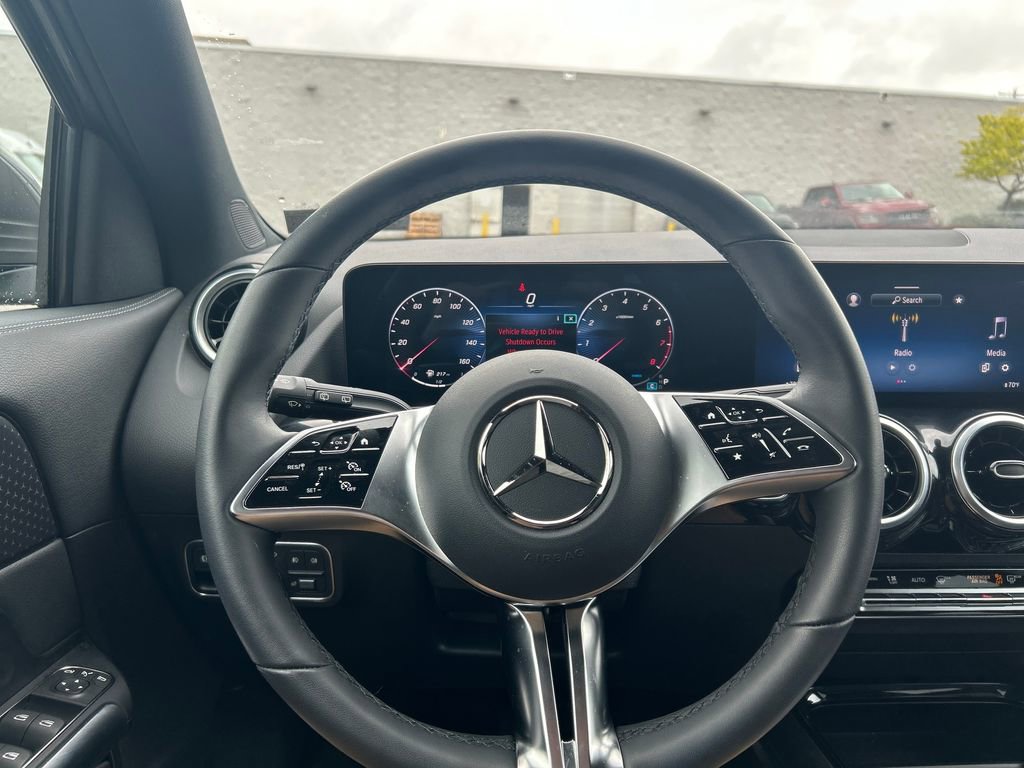 Used 2026 Mercedes-Benz GLA 250 4MATIC image 14
