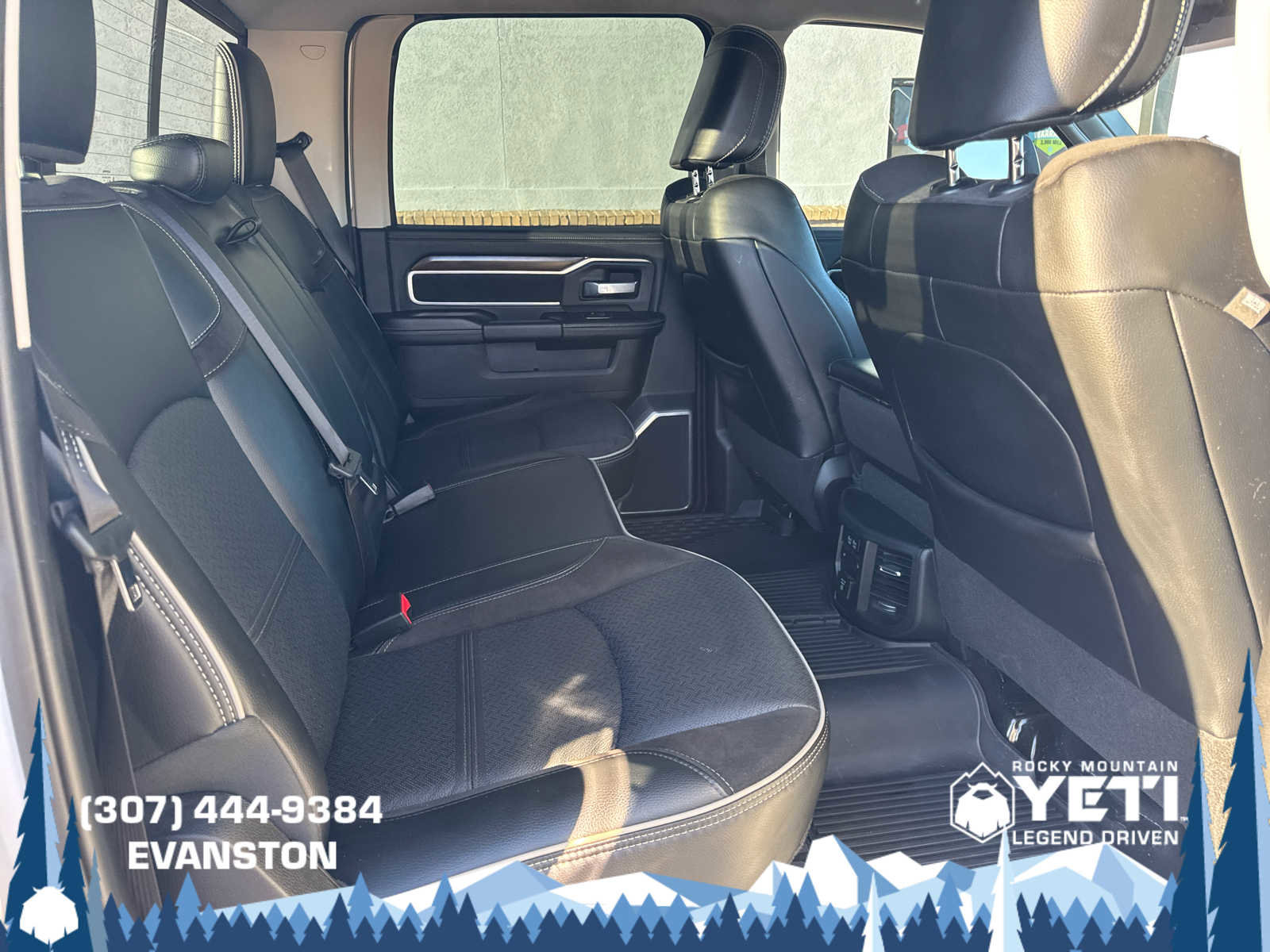 Used 2024 RAM 3500 Laramie image 15