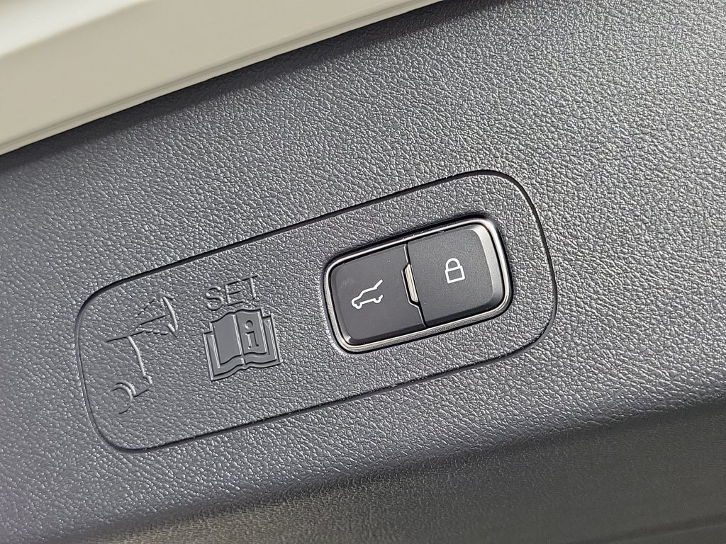 New 2027 Lincoln Aviator Reserve RWD image 7