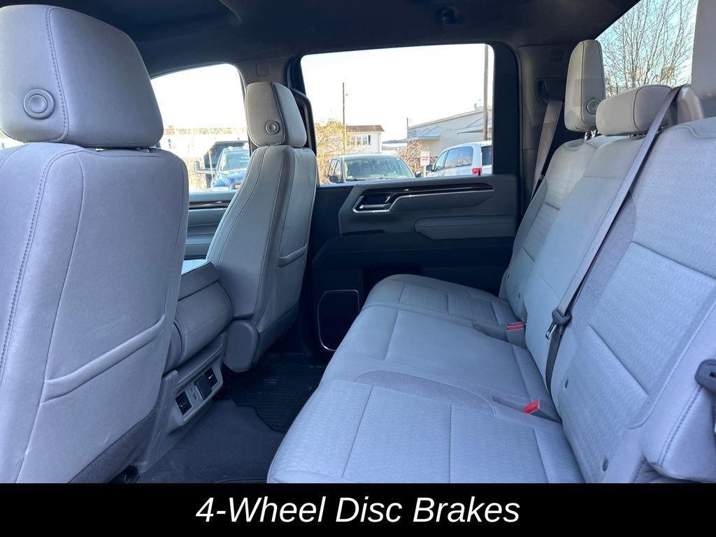 Used 2025 Chevrolet Silverado 2500 LT w/ Convenience Package image 25