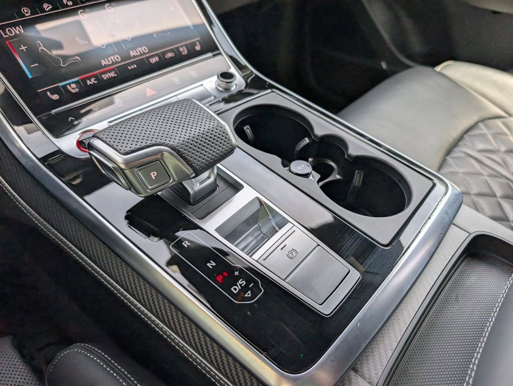 Used 2025 Audi SQ8 Prestige AWD/4WD image 18