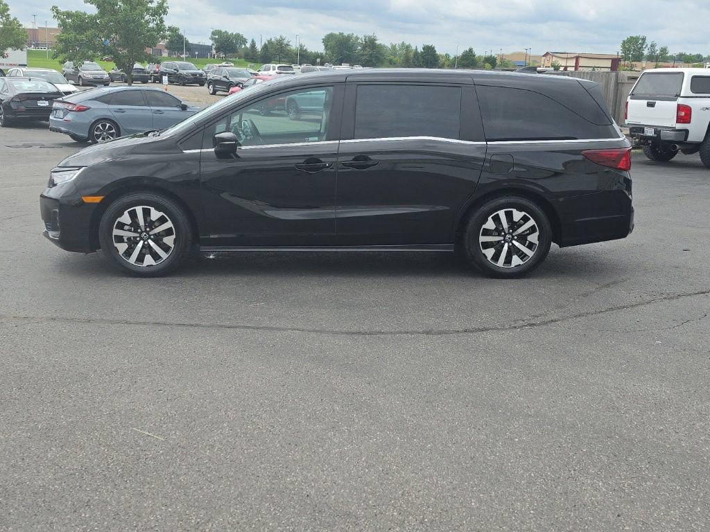 Used 2026 Honda Odyssey EX-L image 4