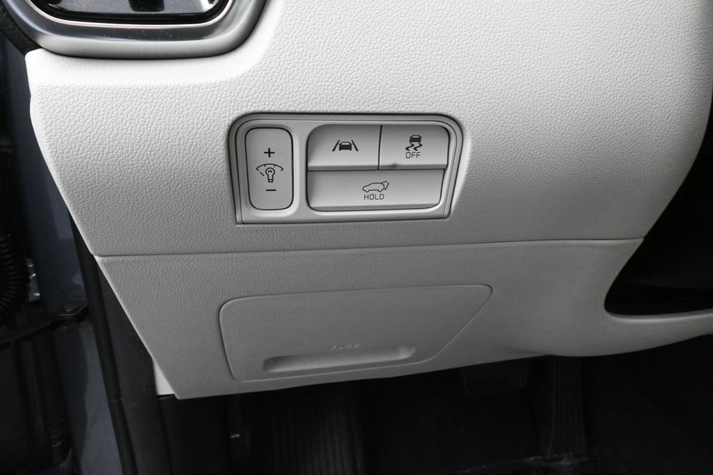 Used 2023 Kia Sorento SX FWD image 13