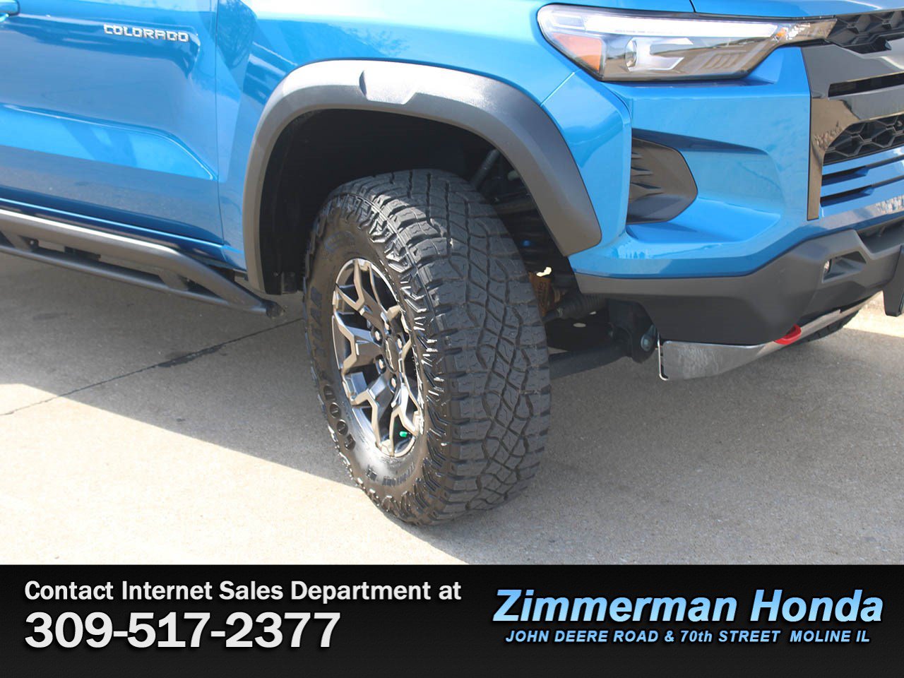 Used 2024 Chevrolet Colorado ZR2 w/ ZR2 Convenience Package III AWD/4WD image 19