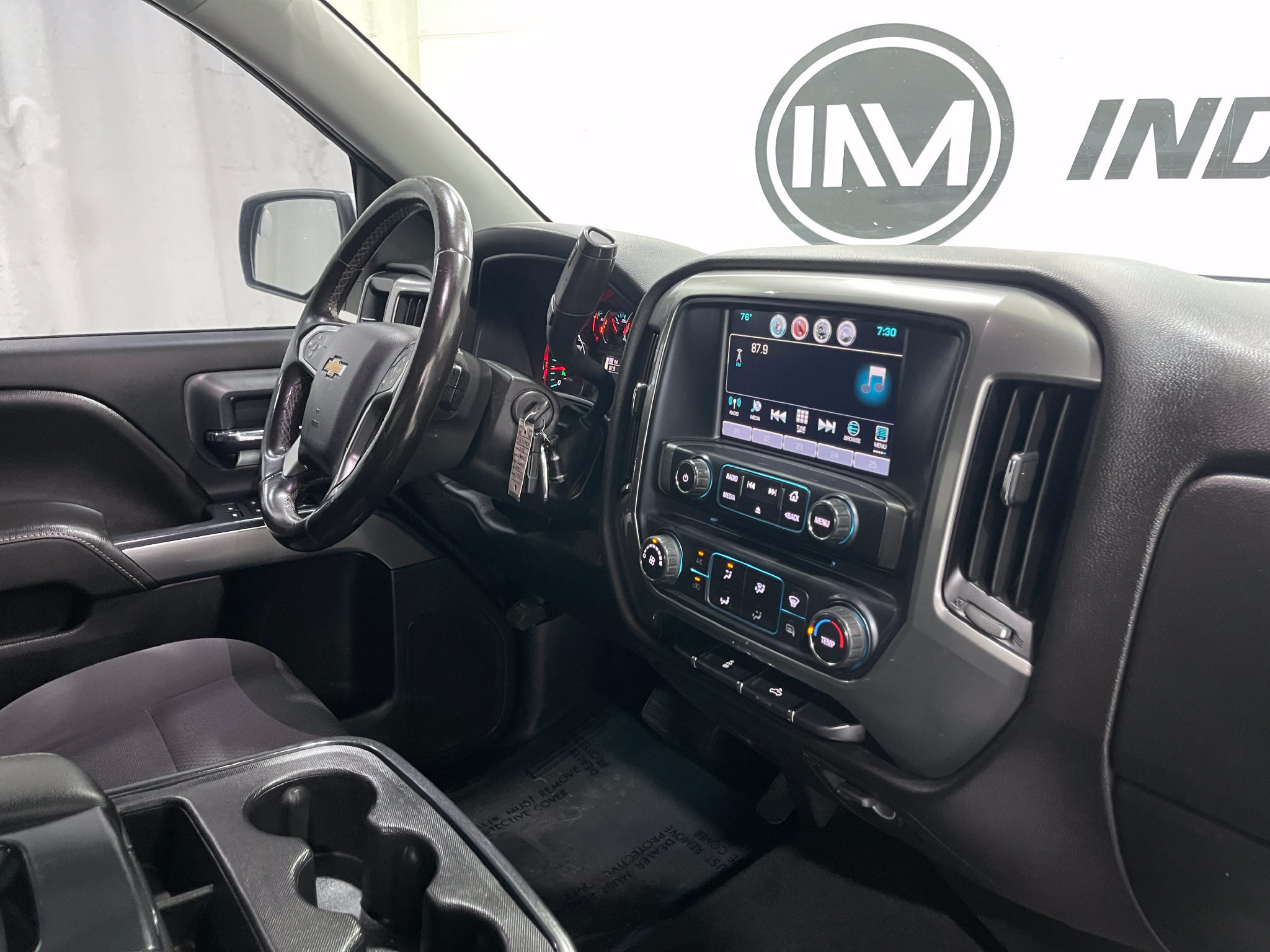 Used 2018 Chevrolet Silverado 1500 LT w/ Trailering Package AWD/4WD image 18