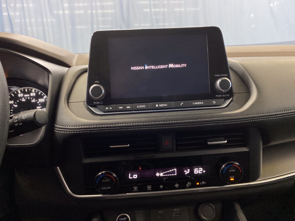 Used 2023 Nissan Rogue SV AWD/4WD image 15