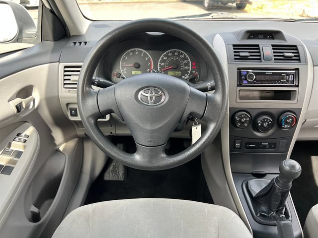 Used 2012 Toyota Corolla L FWD image 12