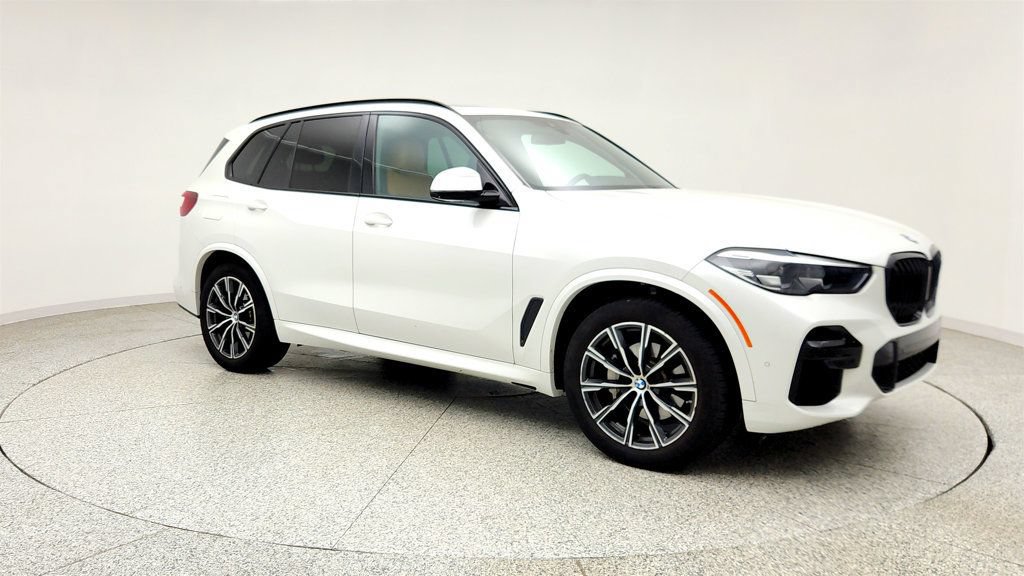 Used 2023 BMW X5 xDrive40i w/ M Sport Package AWD/4WD image 3