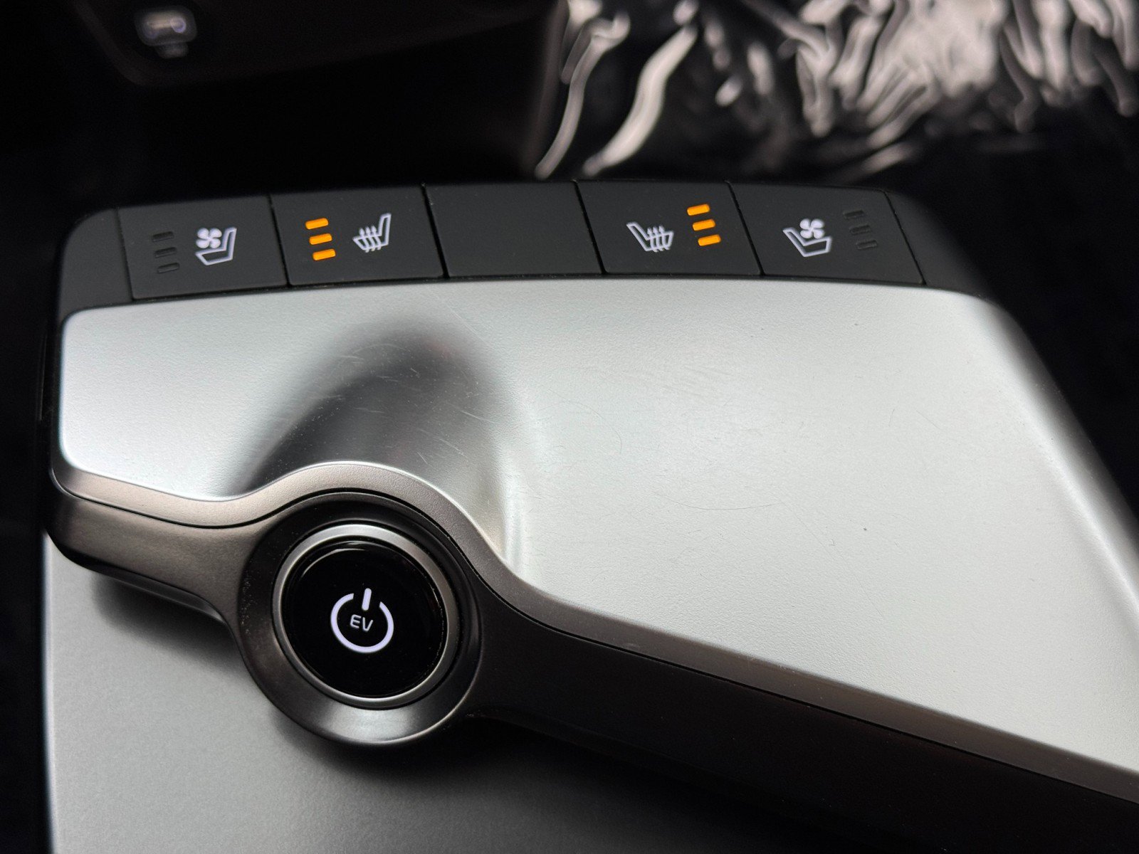 Used 2022 Kia EV6 Wind image 25