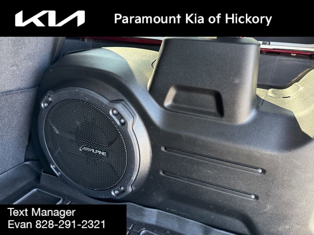 Used 2021 Jeep Wrangler Unlimited Sahara AWD/4WD image 13