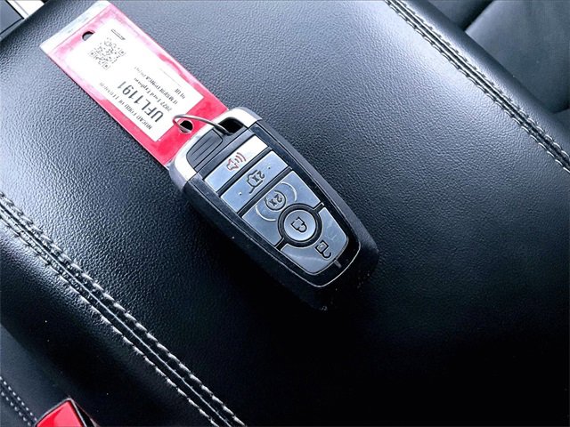 Used 2022 Ford Explorer Limited image 11