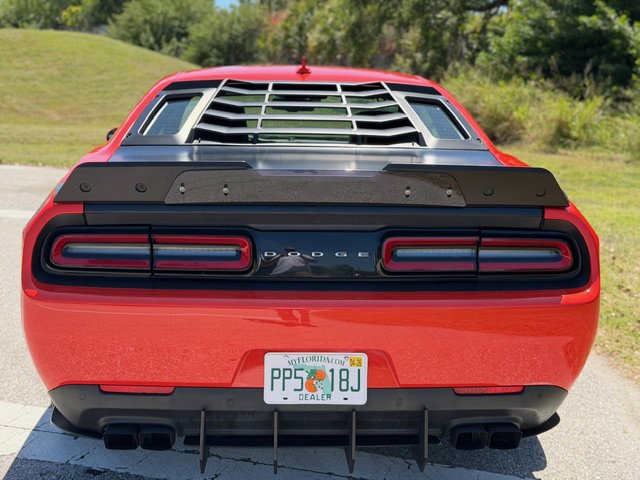 Used 2017 Dodge Challenger SXT Plus image 4