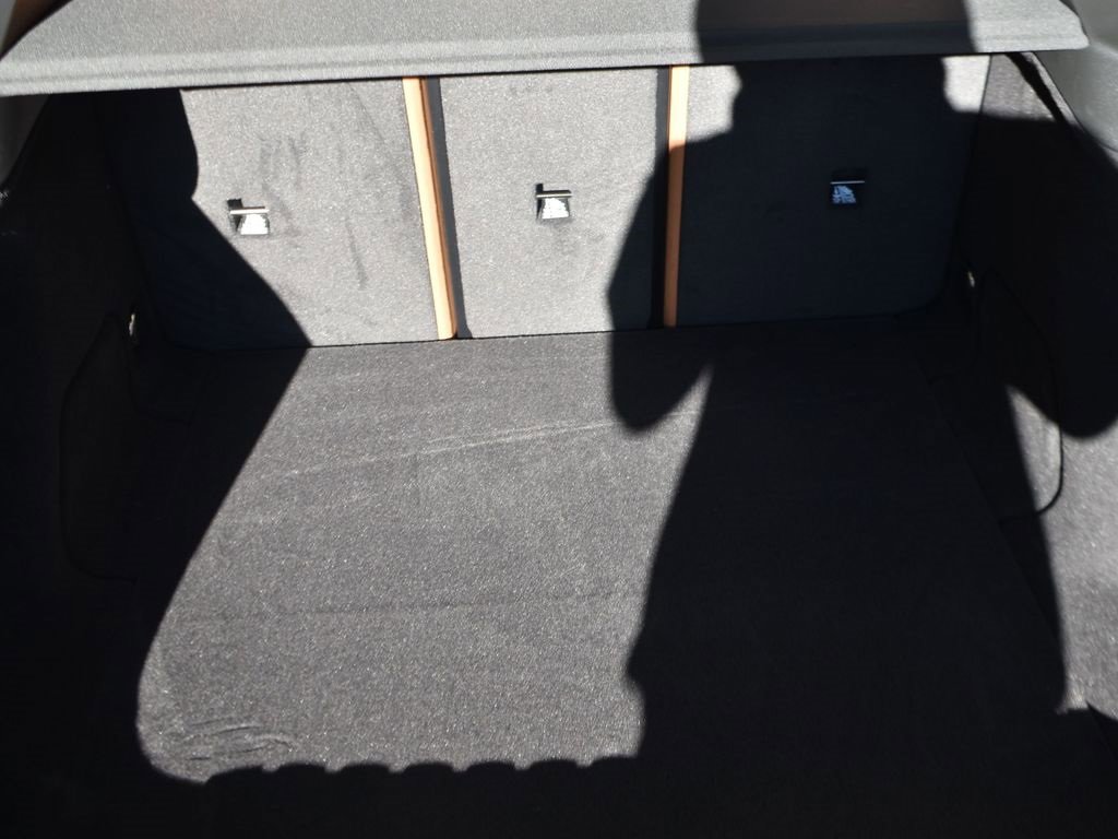 New 2025 BMW i4 eDrive40 w/ Premium Package image 14