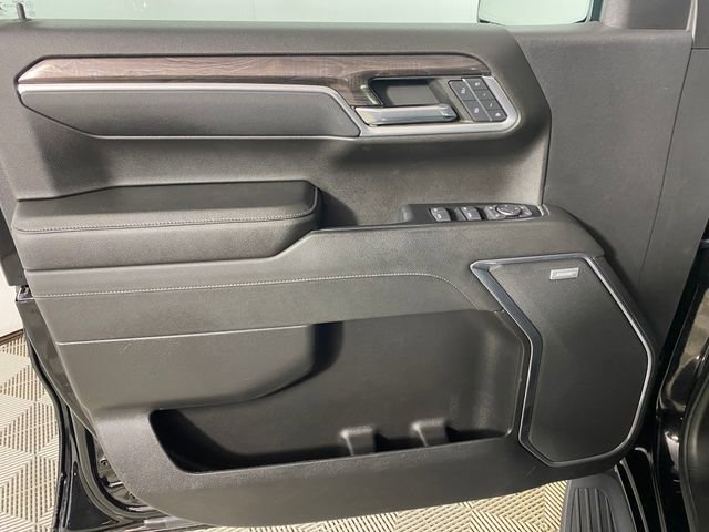Certified 2023 Chevrolet Silverado 1500 LTZ w/ LTZ Premium Package AWD/4WD image 11