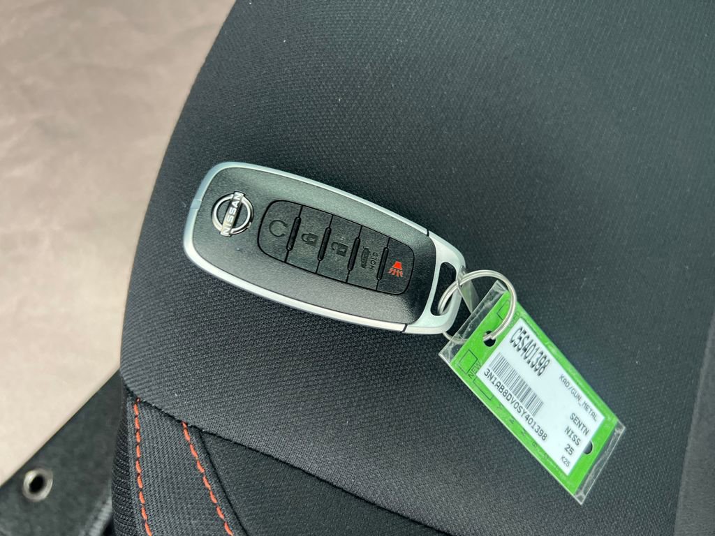 New 2025 Nissan Sentra SR image 28