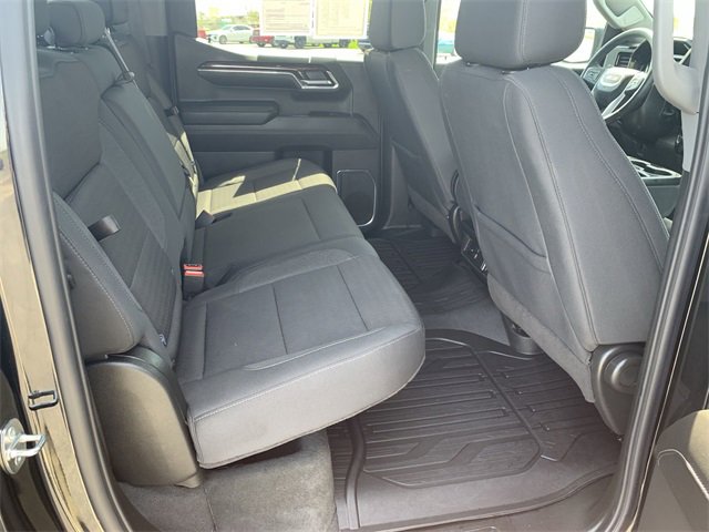 Used 2024 GMC Sierra 1500 Elevation image 27
