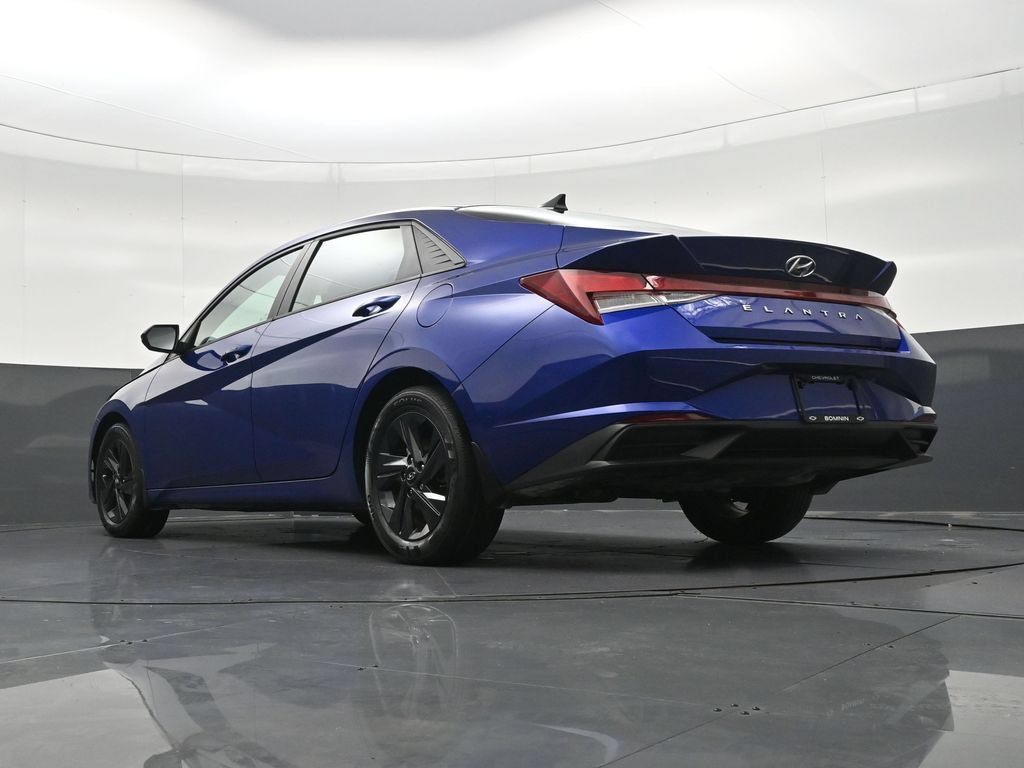 Used 2023 Hyundai Elantra SEL FWD image 25