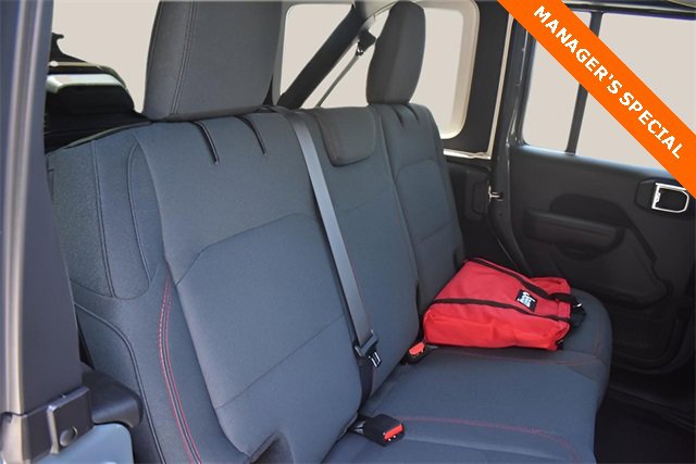 New 2025 Jeep Wrangler Rubicon w/ Technology Group image 18