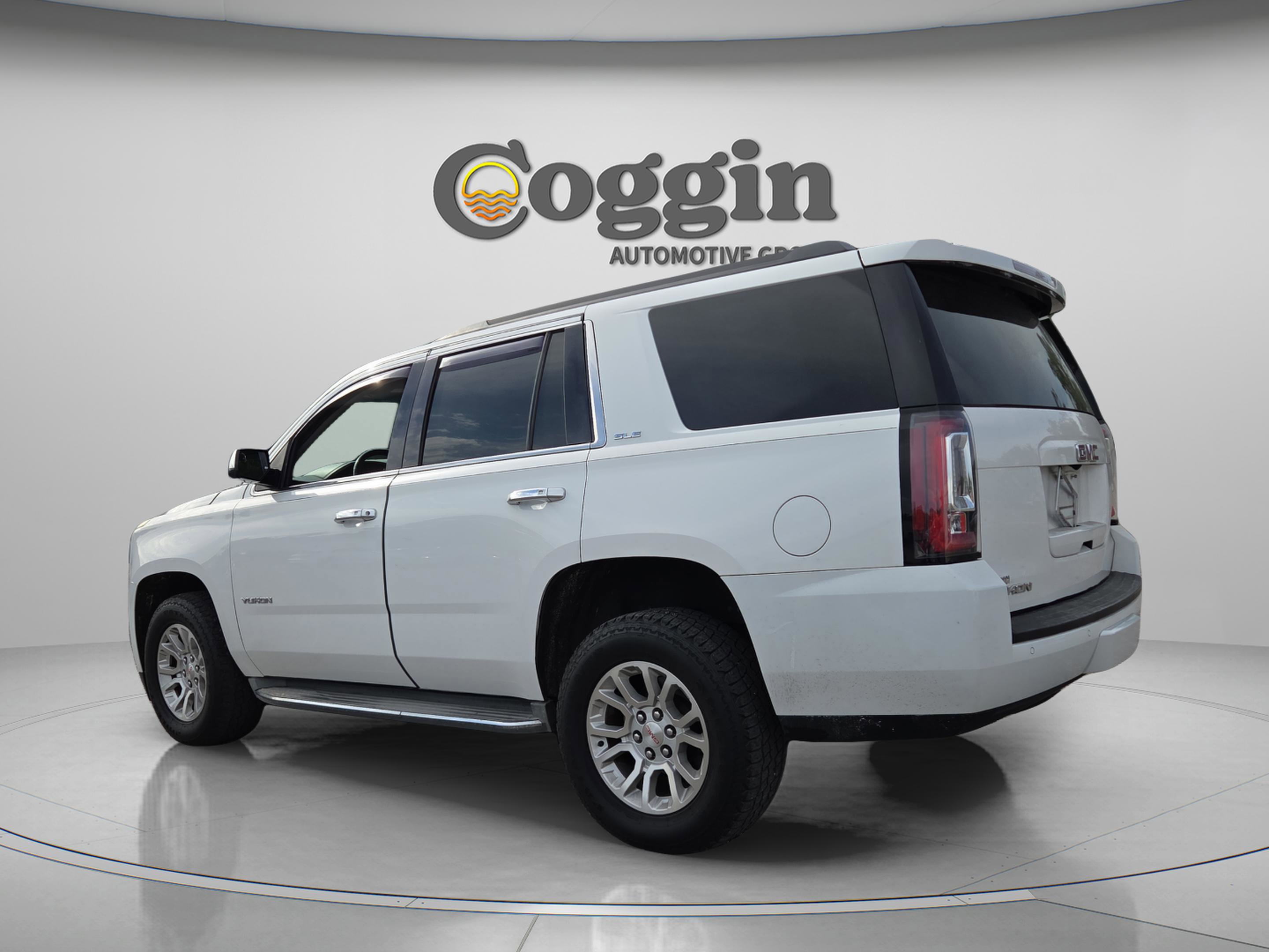Used 2015 GMC Yukon SLE RWD image 3