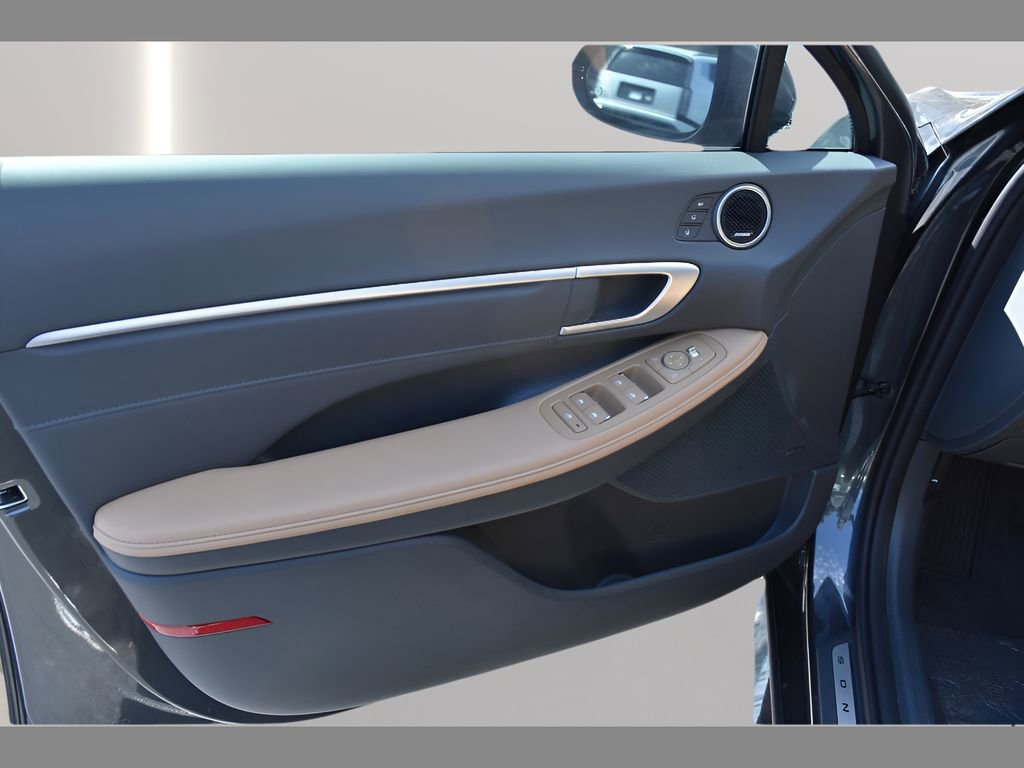 New 2026 Hyundai Sonata Limited FWD image 16